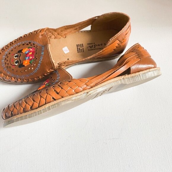 NEW  Handmade Leather Mexican Woven Sandals w Frida Kahlo Embroidery 9 - Picture 7 of 10